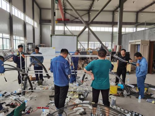 公司积极组织和开展定期的员工技能培训活动